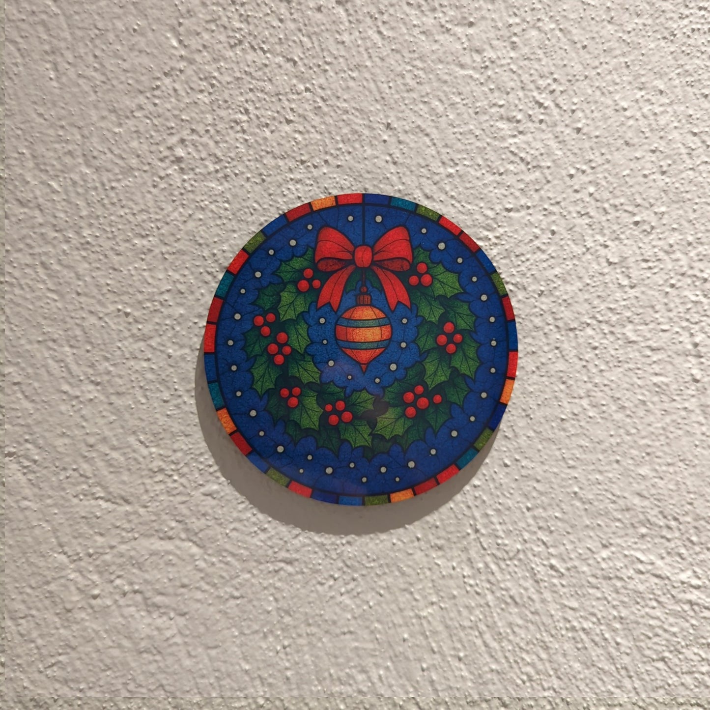 Julebrikker med glassmalerieffekt