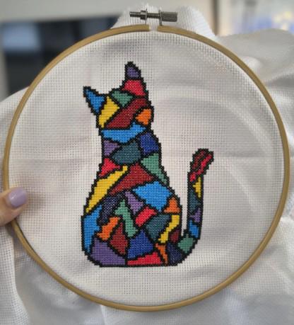 Patchwork Cat Cross Stitch Pattern: 14 Count Aida PDF